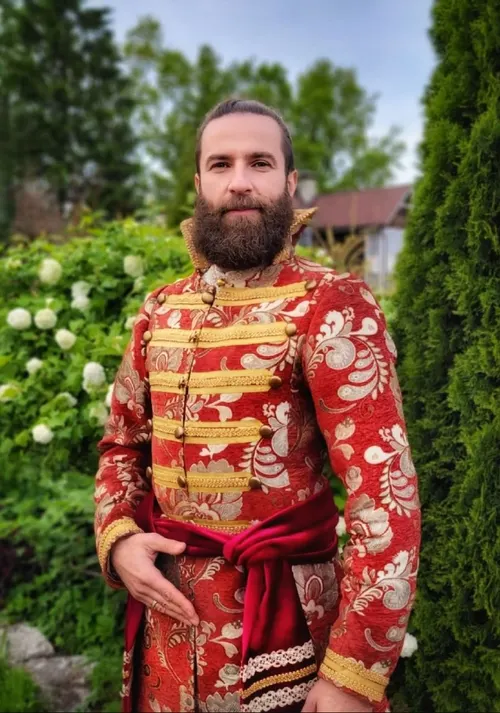 Максим Жоглик